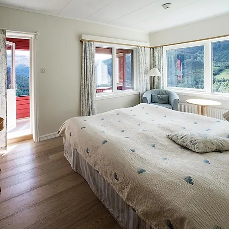 Ξενοδοχείο Stalheim Hotel 3*
